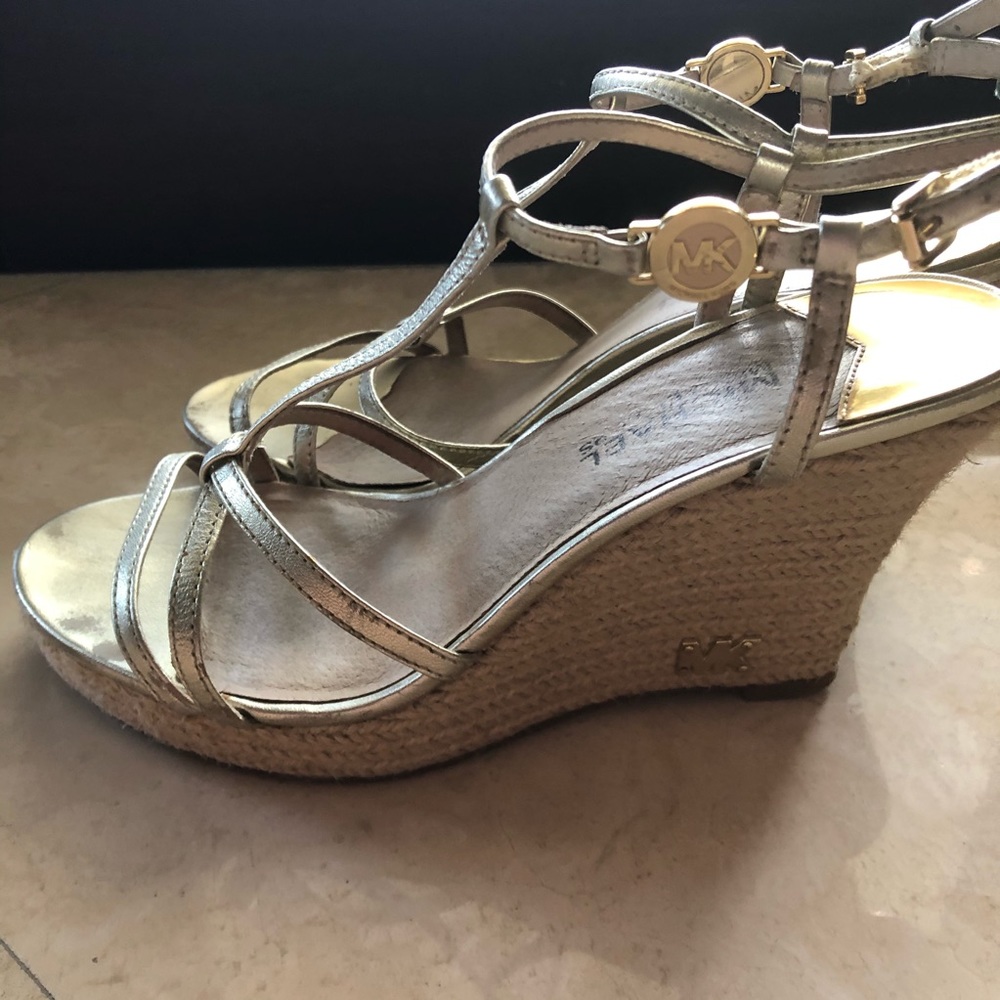 MICHAEL Michael Kors Gold Sandal Wedges 7 1/2